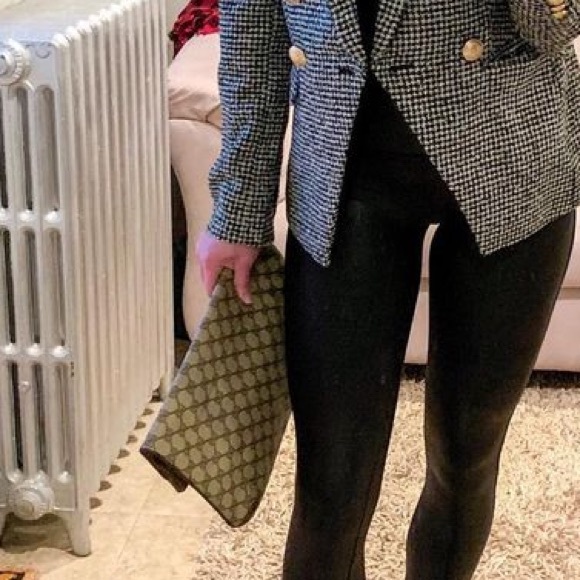 Authentic Gucci pouch - Picture 11 of 14